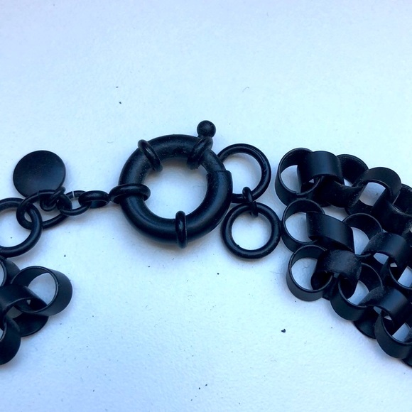 Black metal chain link choker - Picture 3 of 4